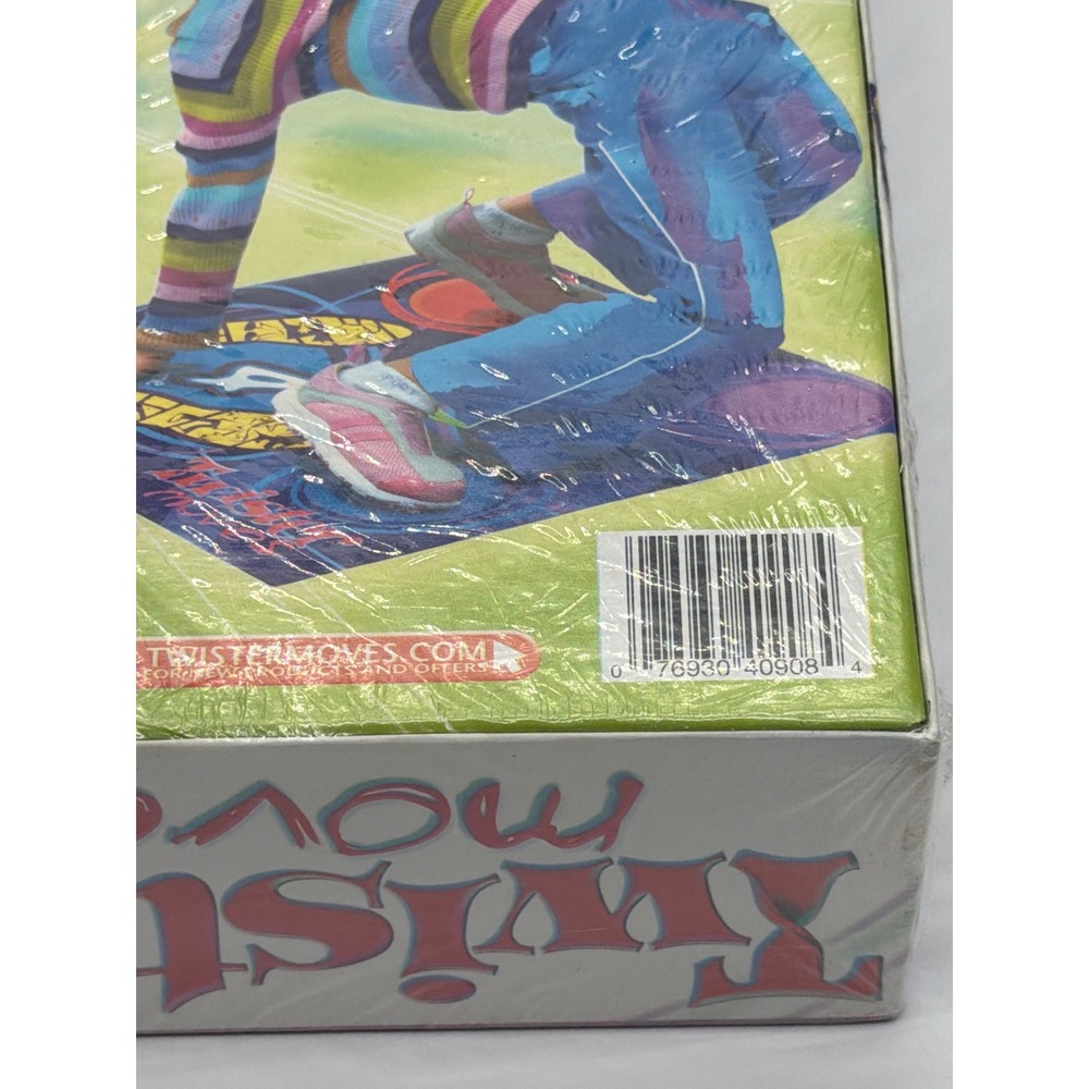 Milton Bradley Twister Moves Board Game 2003 New Sealed Aaron Nick Carter 40908 - Picture 7 of 7
